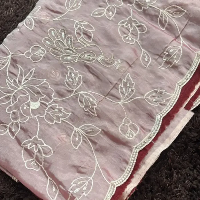MAUVE EMBROIDERED ORGANZA WITH SUBTLE SEQUENCE